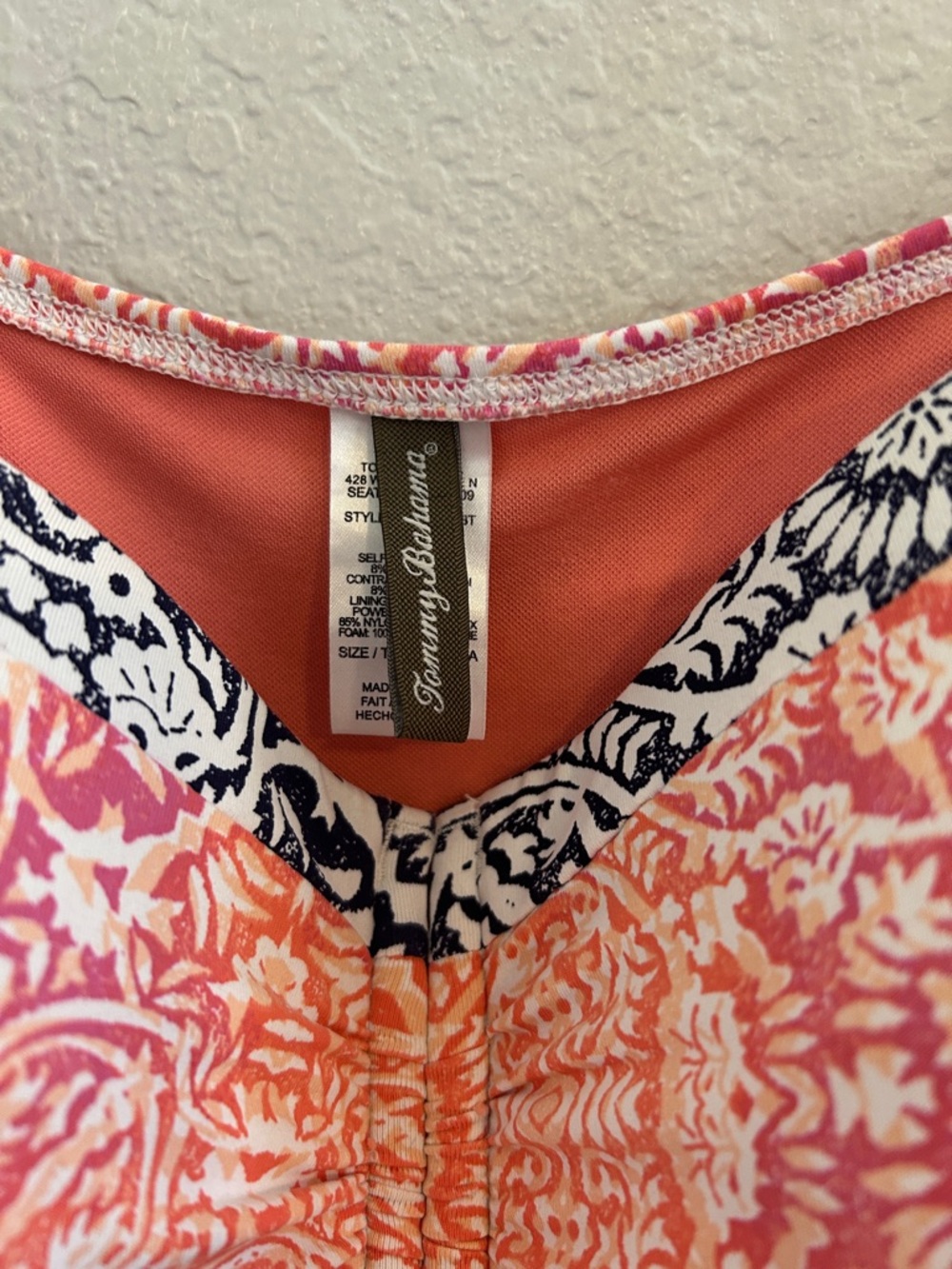 Sexy Tommy Bahama Coral Printed Tankini Top with adjustable straps - Picture 4 of 9